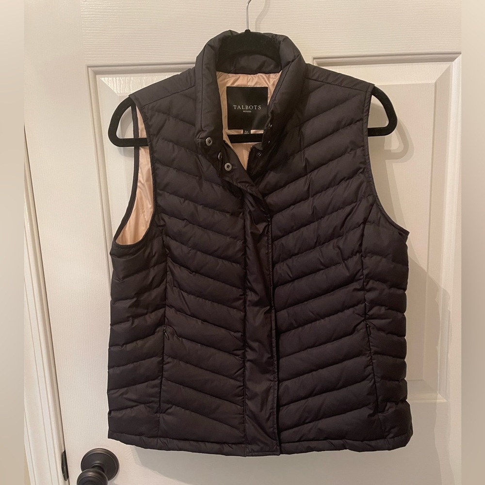 Black puffed vest Talbots size LP